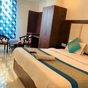airport-plaza-near-delhi-airport.top-gurgaonhotels.com/