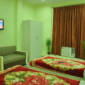 Kiran Palace Hotel